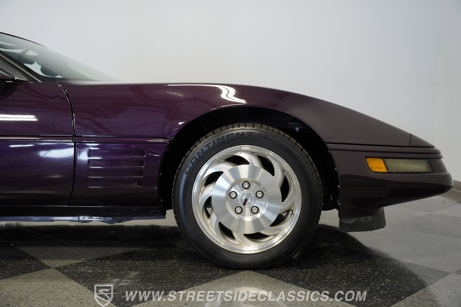Used 1993 Chevrolet Corvette Convertible image 40