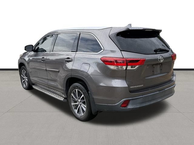 Used 2017 Toyota Highlander XLE FWD image 7