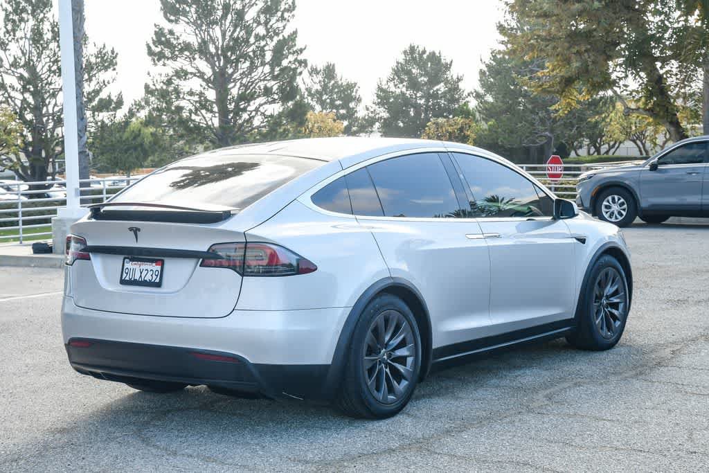 Used 2018 Tesla Model X 75D AWD/4WD image 9