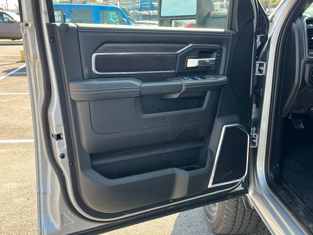 New 2026 RAM 2500 Laramie w/ Night Edition AWD/4WD image 11