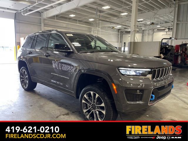 New 2025 Jeep Grand Cherokee Overland w/ Trailer Tow Package image 1