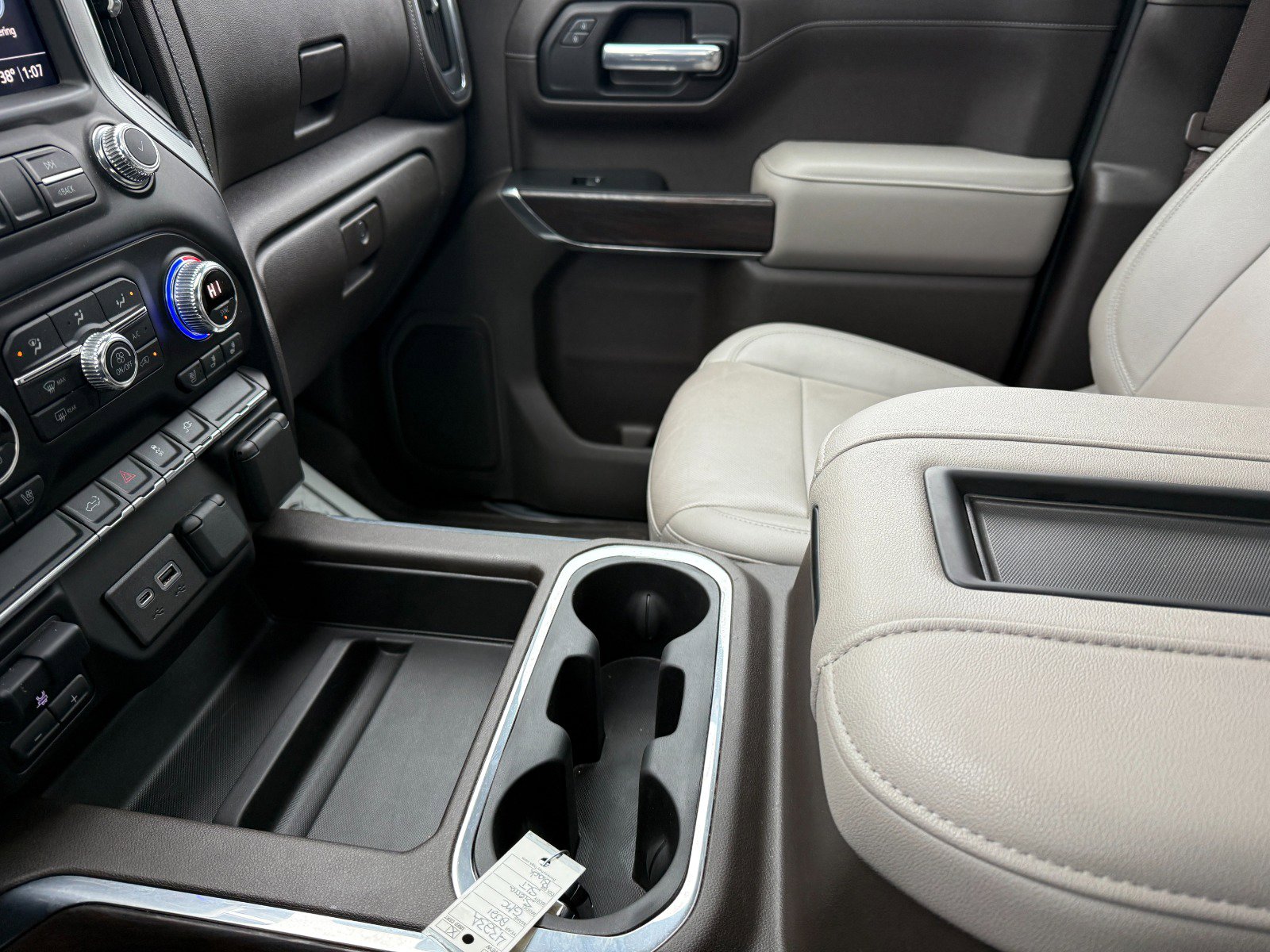 Used 2021 GMC Sierra 1500 SLT w/ SLT Premium Package image 34