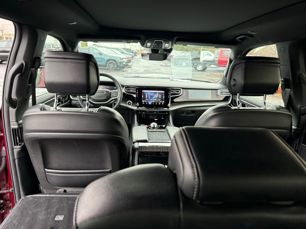 Used 2022 Jeep Wagoneer Series II w/ Premium Group I image 36