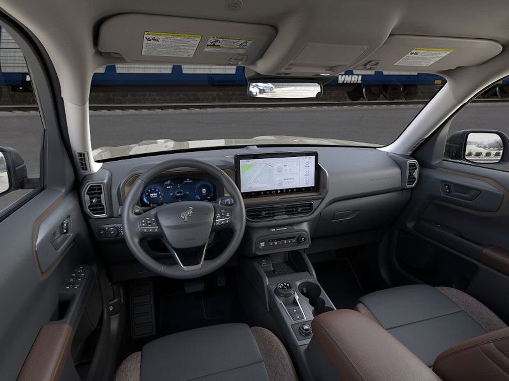 New 2025 Ford Bronco Sport Outer Banks image 9