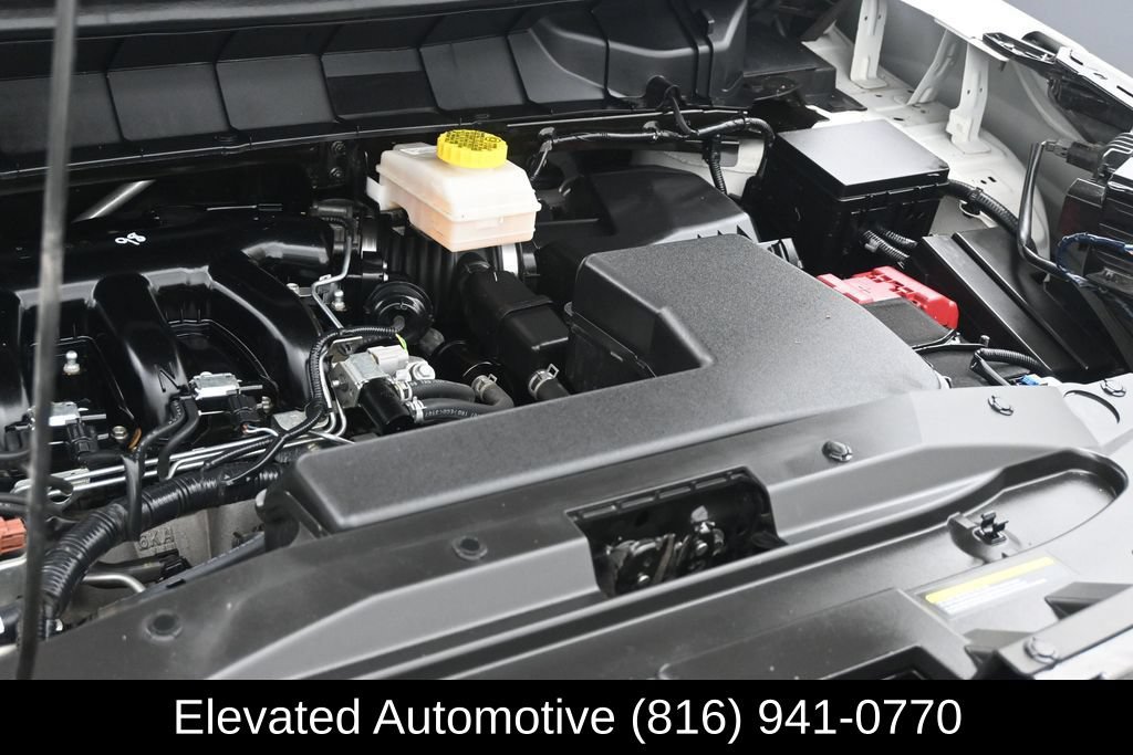 Used 2024 Nissan Pathfinder S AWD/4WD image 22