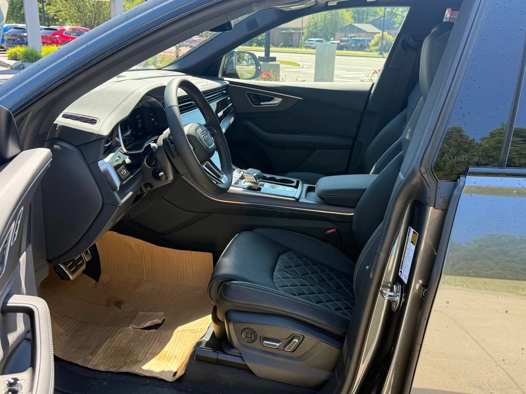 New 2026 Audi SQ8 Premium Plus AWD/4WD image 30