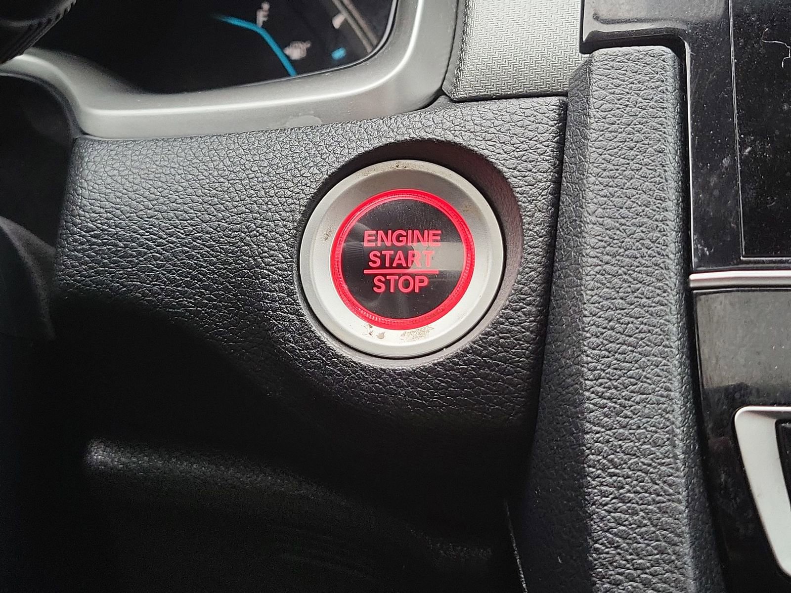 Used 2018 Honda Civic EX image 16