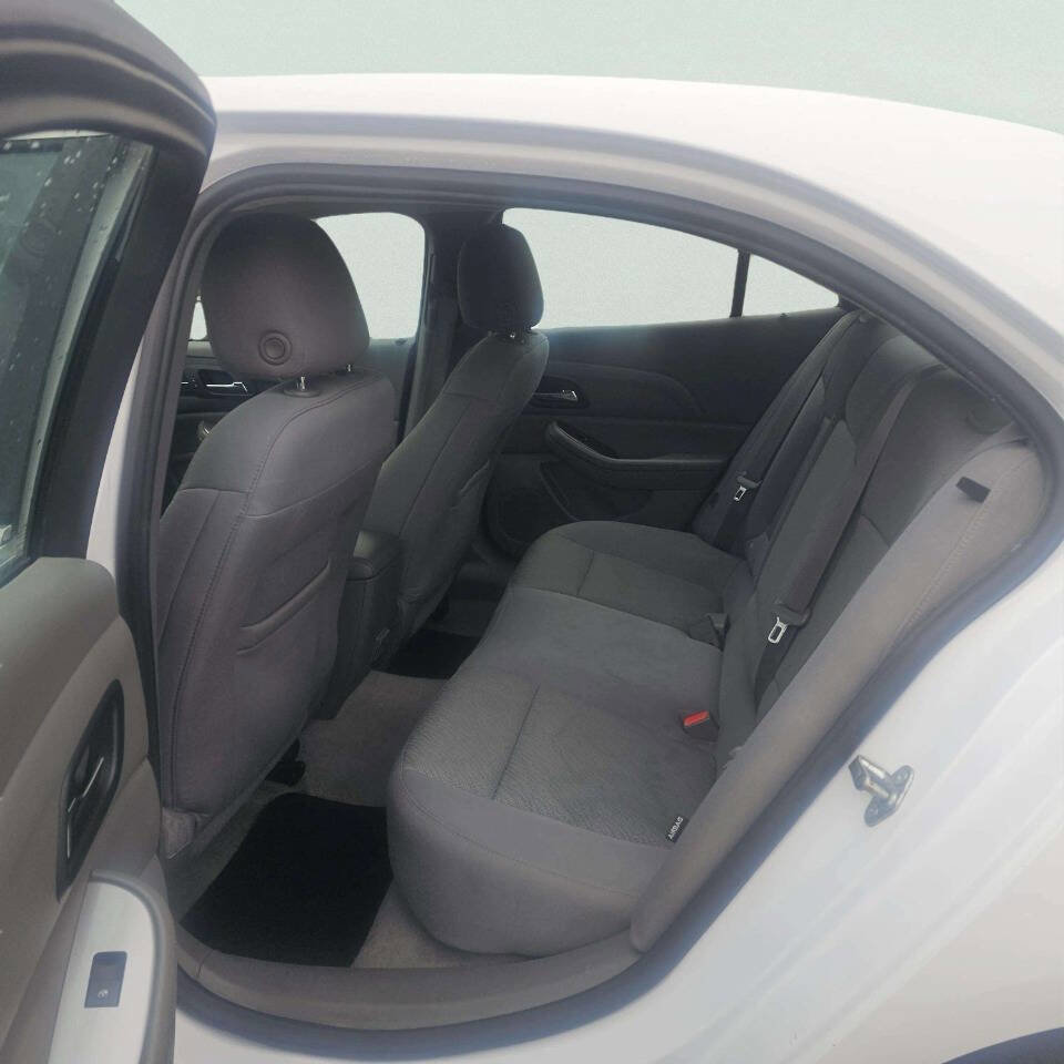 Used 2016 Chevrolet Malibu LS FWD image 7