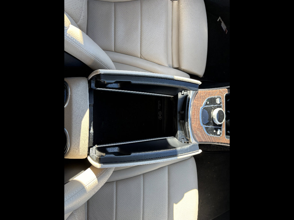 Used 2021 Mercedes-Benz C 300 4MATIC Sedan image 25