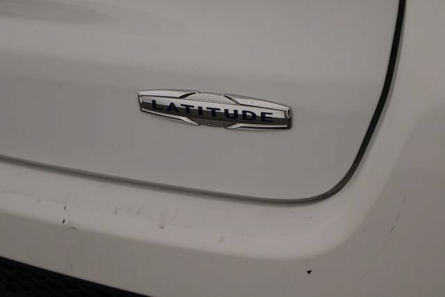 Used 2024 Jeep Compass Latitude AWD/4WD image 41