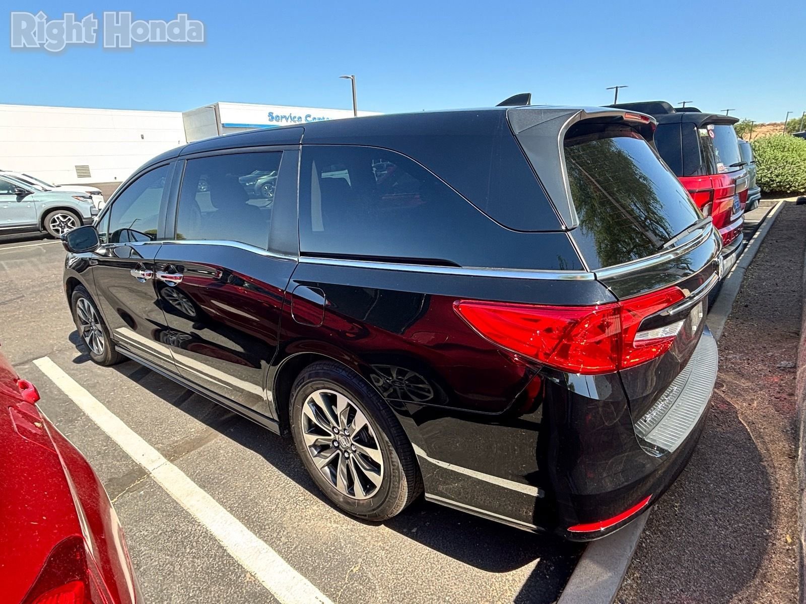 Used 2023 Honda Odyssey EX-L image 3