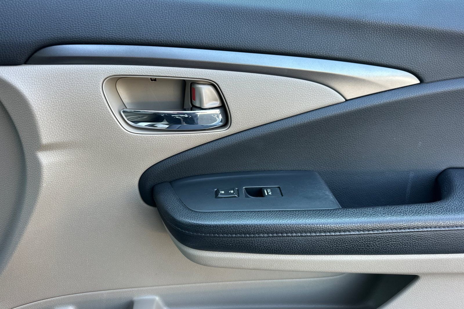 Used 2016 Honda Pilot EX-L image 21