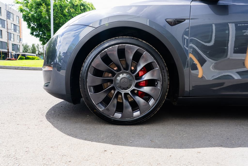 Used 2022 Tesla Model Y Performance AWD/4WD image 7
