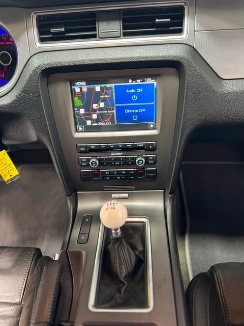 Used 2013 Ford Mustang Shelby GT500 RWD image 25