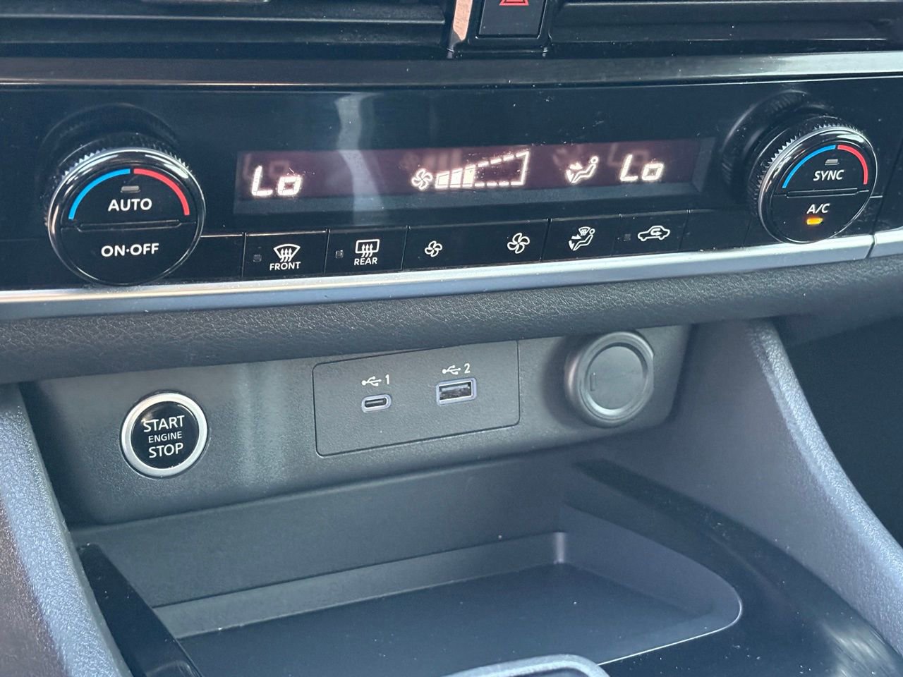 Certified 2022 Nissan Rogue SV image 24