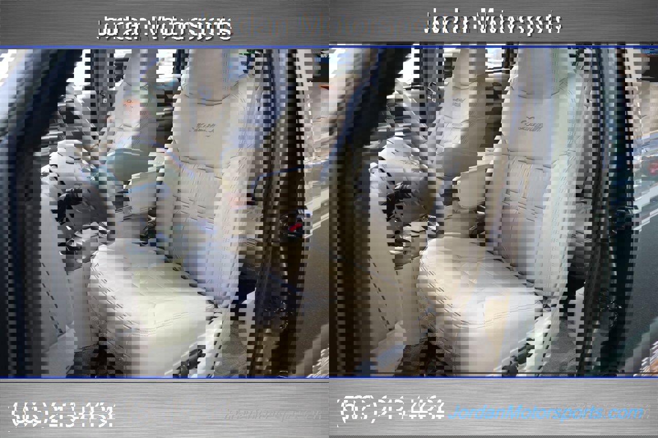 Used 2001 Ford Excursion Limited image 16