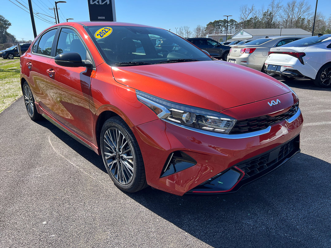 Used 2023 Kia Forte GT-Line w/ GT-Line Premium Package image 9