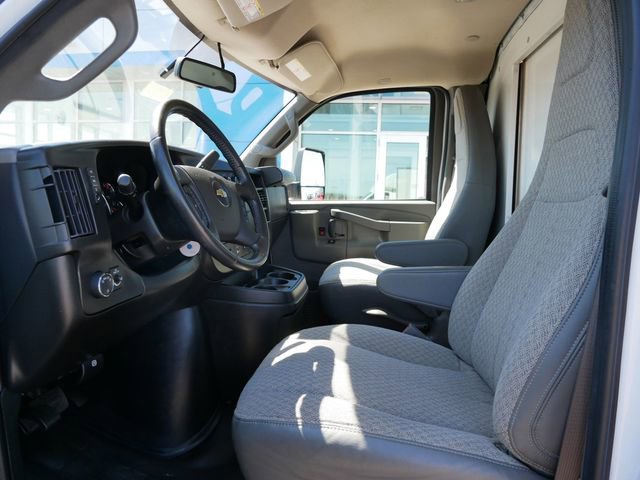 Used 2023 Chevrolet Express 3500 w/ Power Convenience Package RWD image 7
