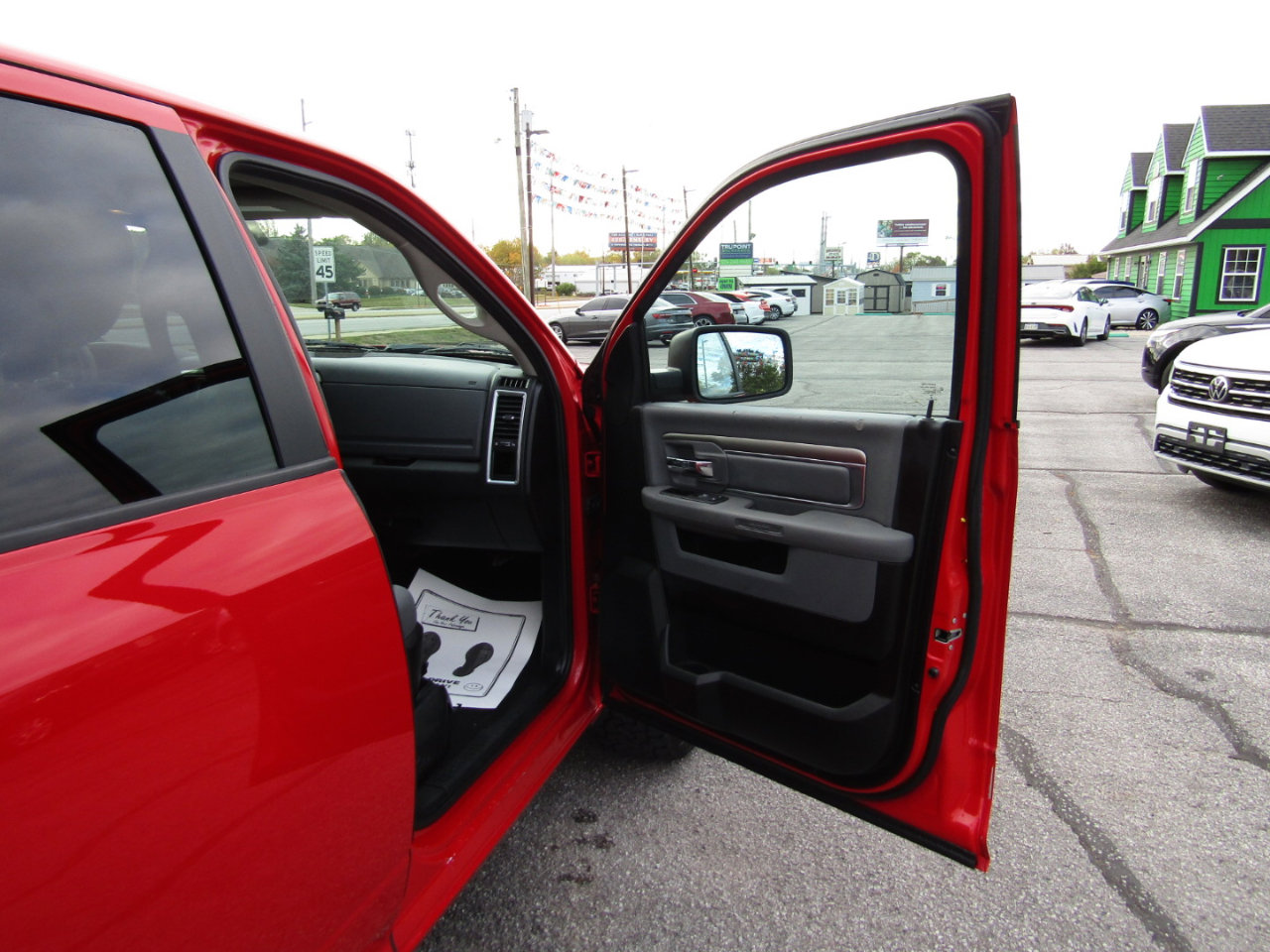 Used 2019 RAM 1500 Classic SLT image 25