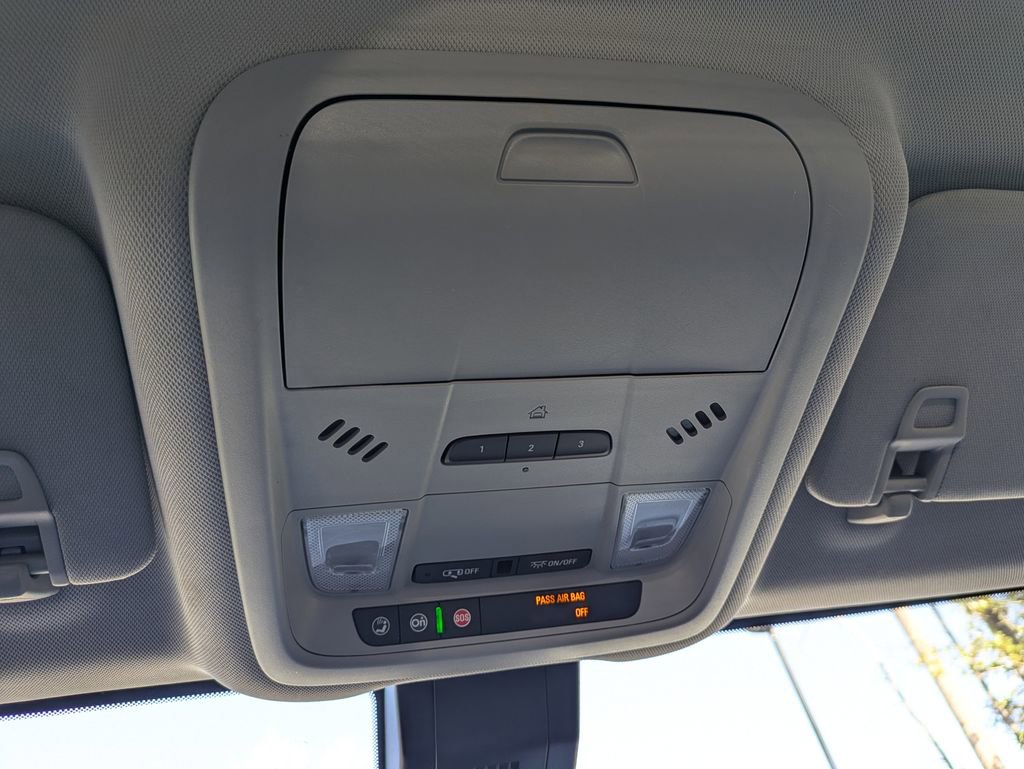 Used 2019 Chevrolet Equinox Premier image 20