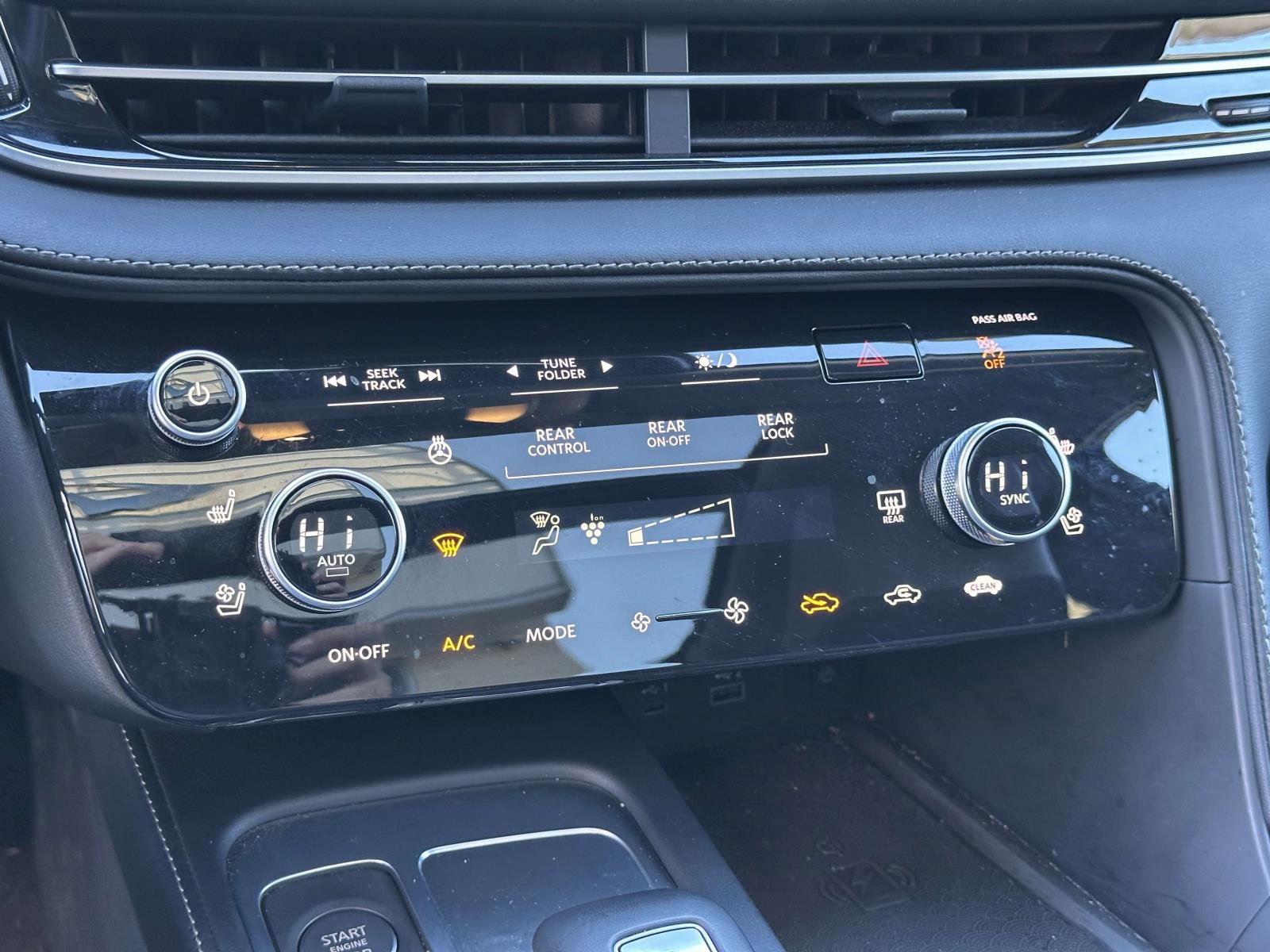 Used 2025 INFINITI QX60 Sensory w/ Vision Package image 33