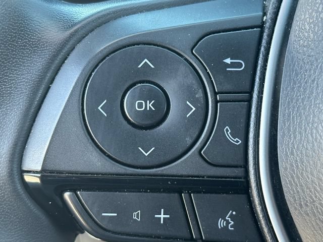 Certified 2022 Toyota Venza XLE AWD/4WD image 13