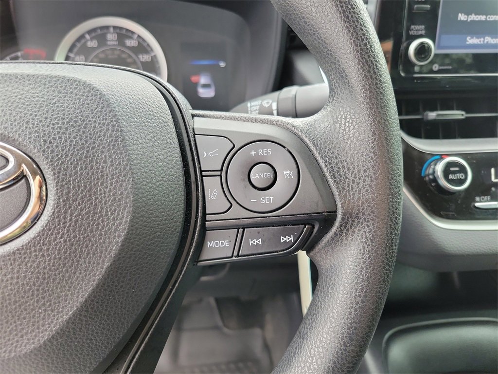 Used 2022 Toyota Corolla LE image 27