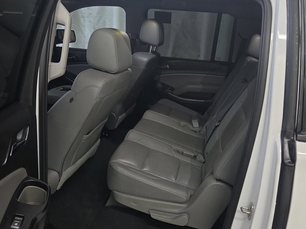 Used 2019 Chevrolet Suburban LT image 5