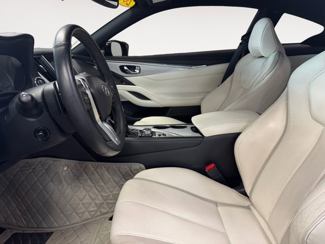 Used 2017 INFINITI Q60 Red Sport 400 image 7