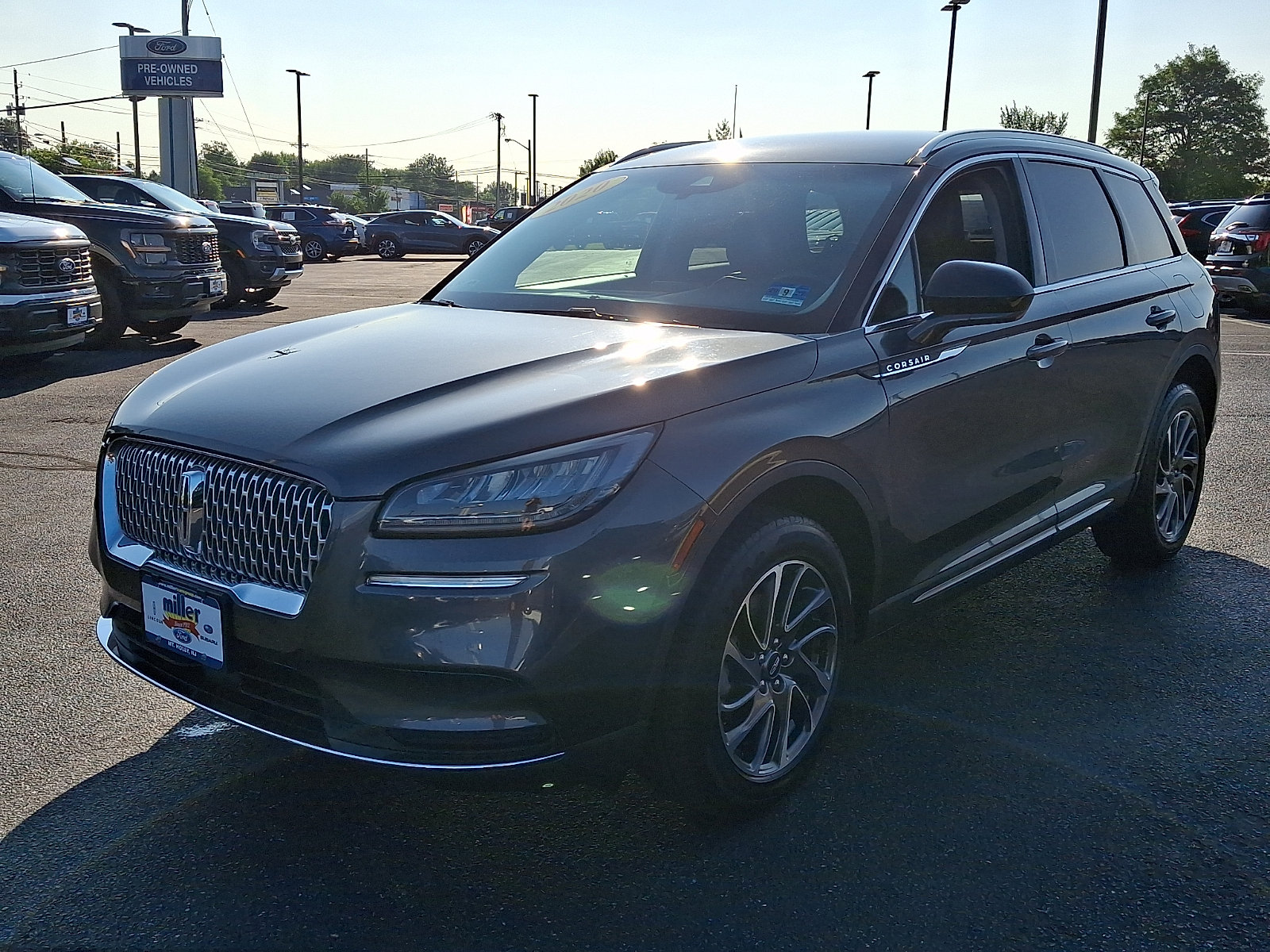 Used 2020 Lincoln Corsair AWD w/ Equipment Group 101A image 3