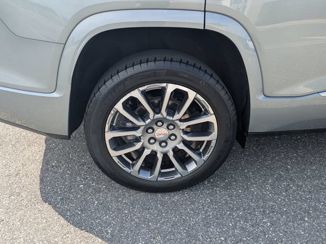 Used 2023 GMC Acadia Denali w/ Trailering Package FWD image 11