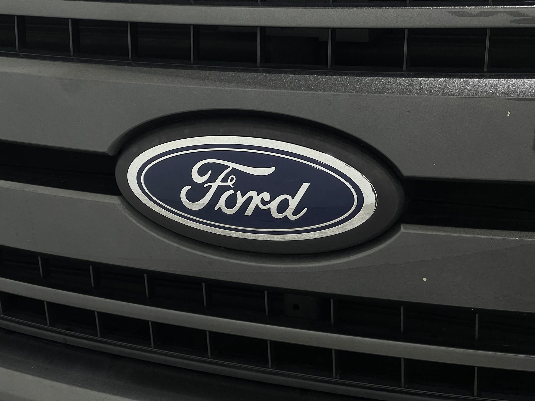 Used 2020 Ford F150 XLT w/ Equipment Group 302A Luxury AWD/4WD image 37