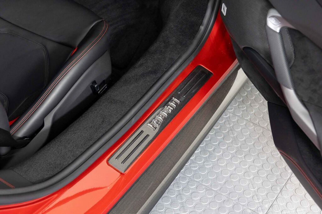 Used 2023 Ferrari 296 GTB RWD image 40