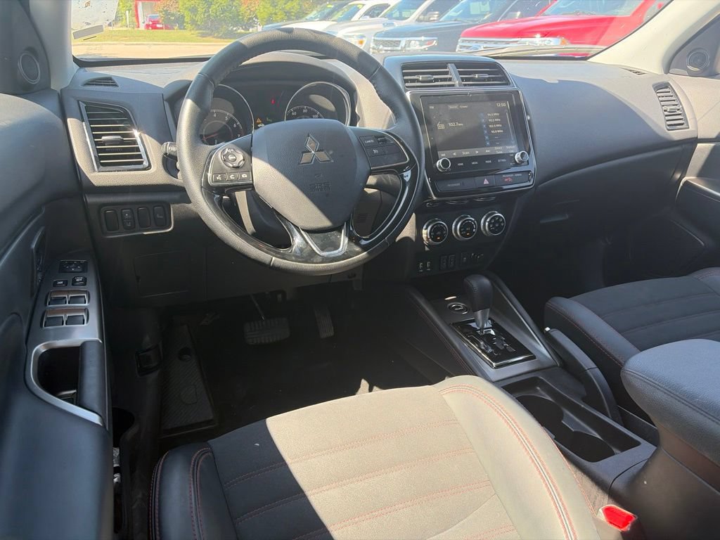 Used 2026 Mitsubishi Outlander Sport SE AWD/4WD image 10