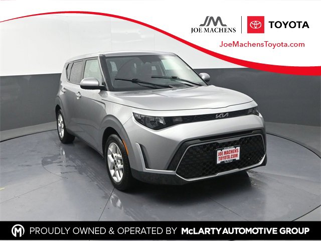 Used 2023 Kia Soul LX w/ Option Group 015