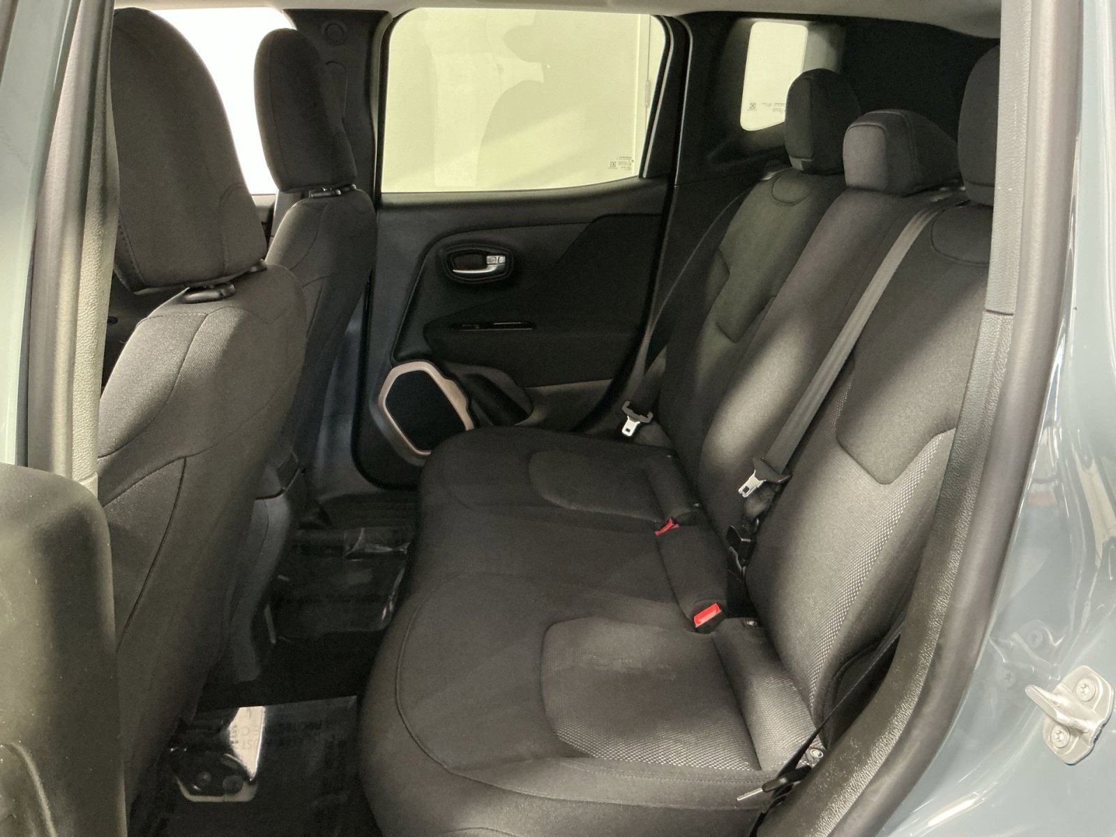 Used 2017 Jeep Renegade Sport w/ Power & Air Group image 31