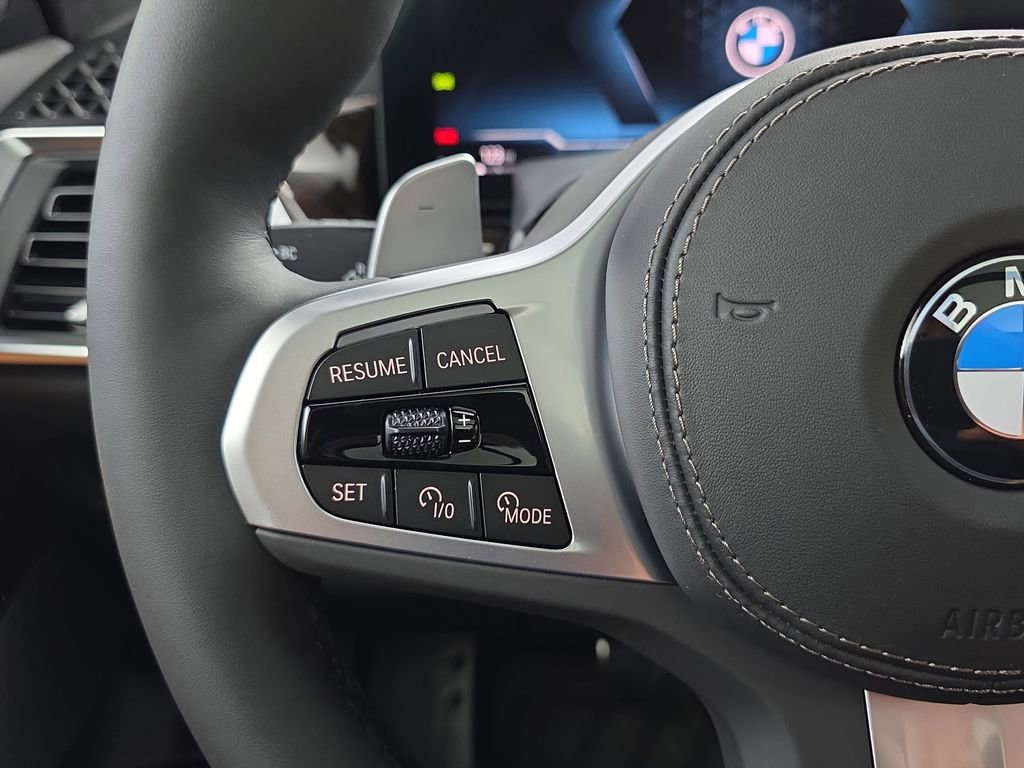 New 2026 BMW X7 xDrive40i w/ M Sport Package image 18