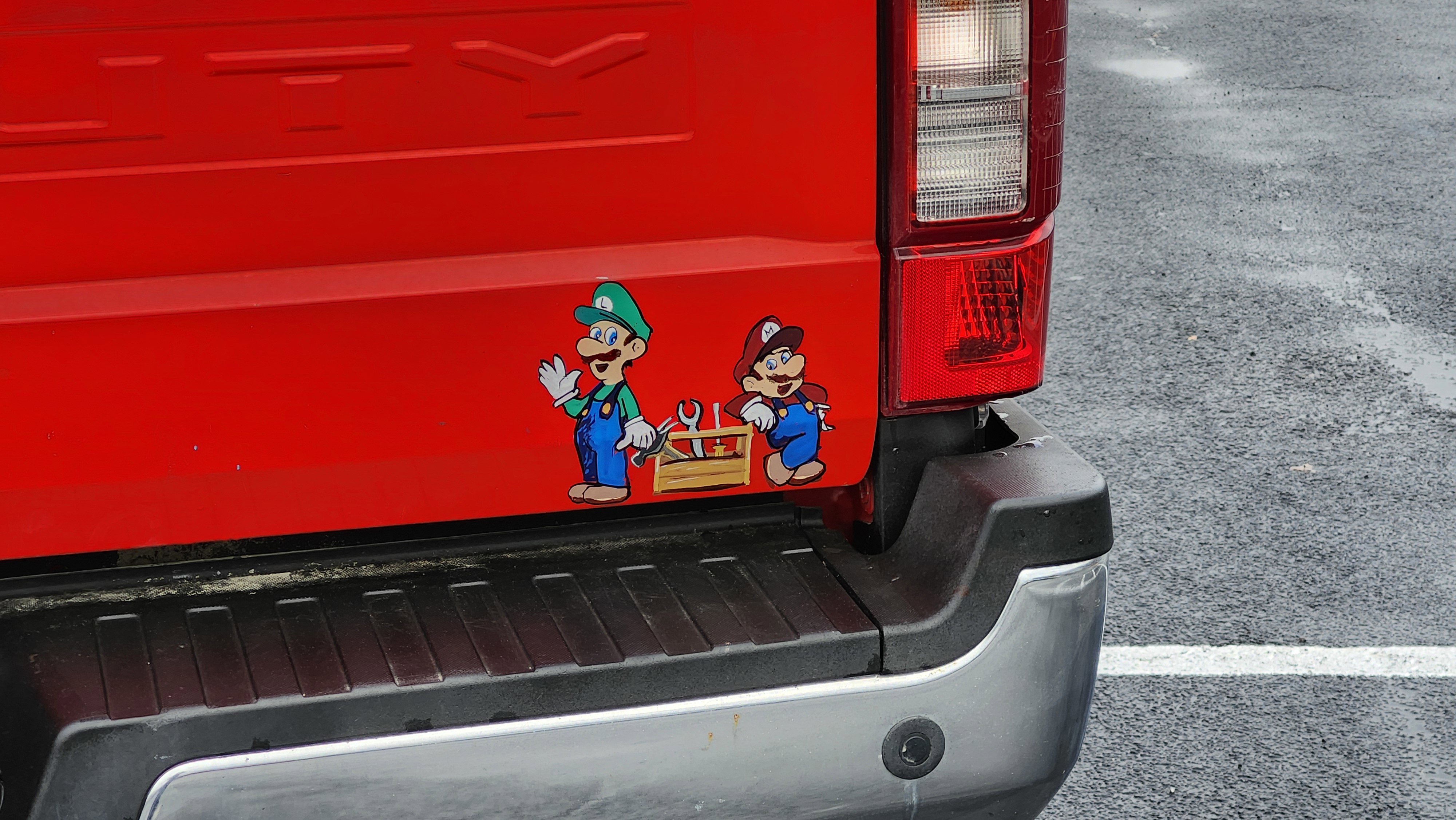 Used 2022 Ford F350 Lariat w/ Chrome Package image 14