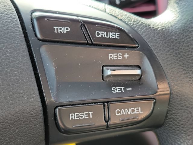 Used 2019 Hyundai Elantra SE w/ Cargo Package FWD image 16