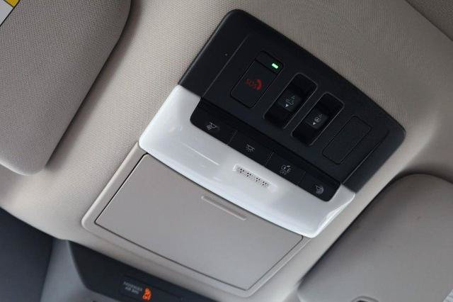 Certified 2025 Nissan Pathfinder SV w/ SV Premium Package FWD image 20