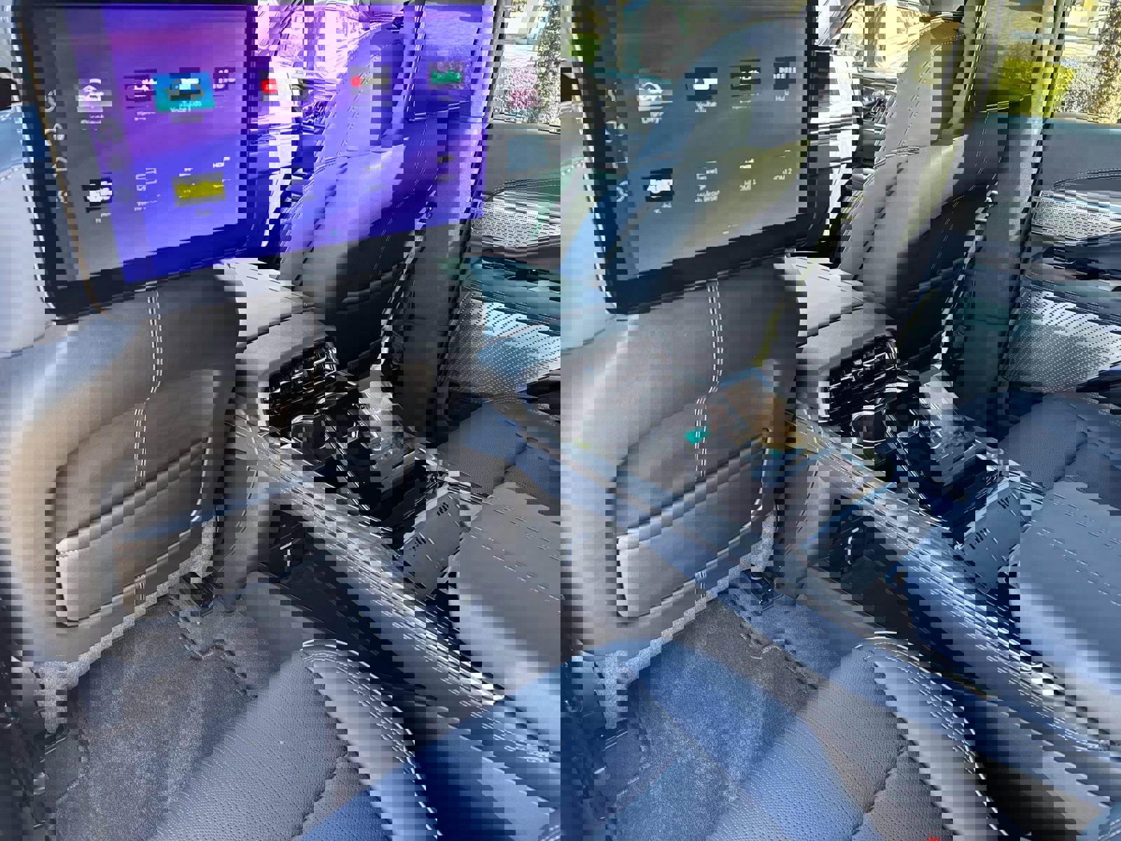 Used 2025 Cadillac Escalade IQ Sport 2 image 13