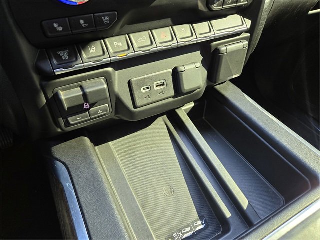 Used 2020 GMC Sierra 2500 Denali w/ Denali Ultimate Package image 16