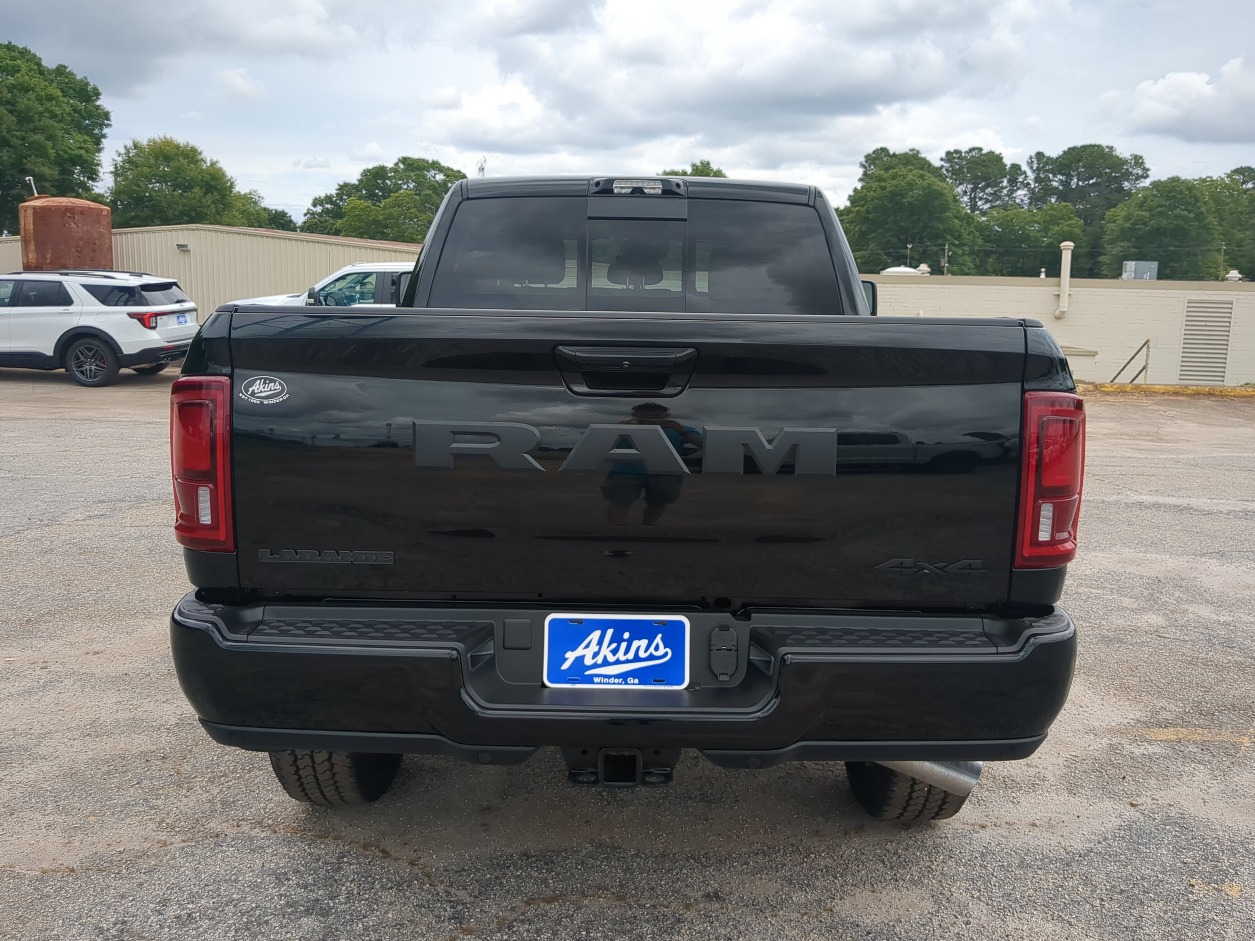 New 2026 RAM 2500 Laramie AWD/4WD image 5