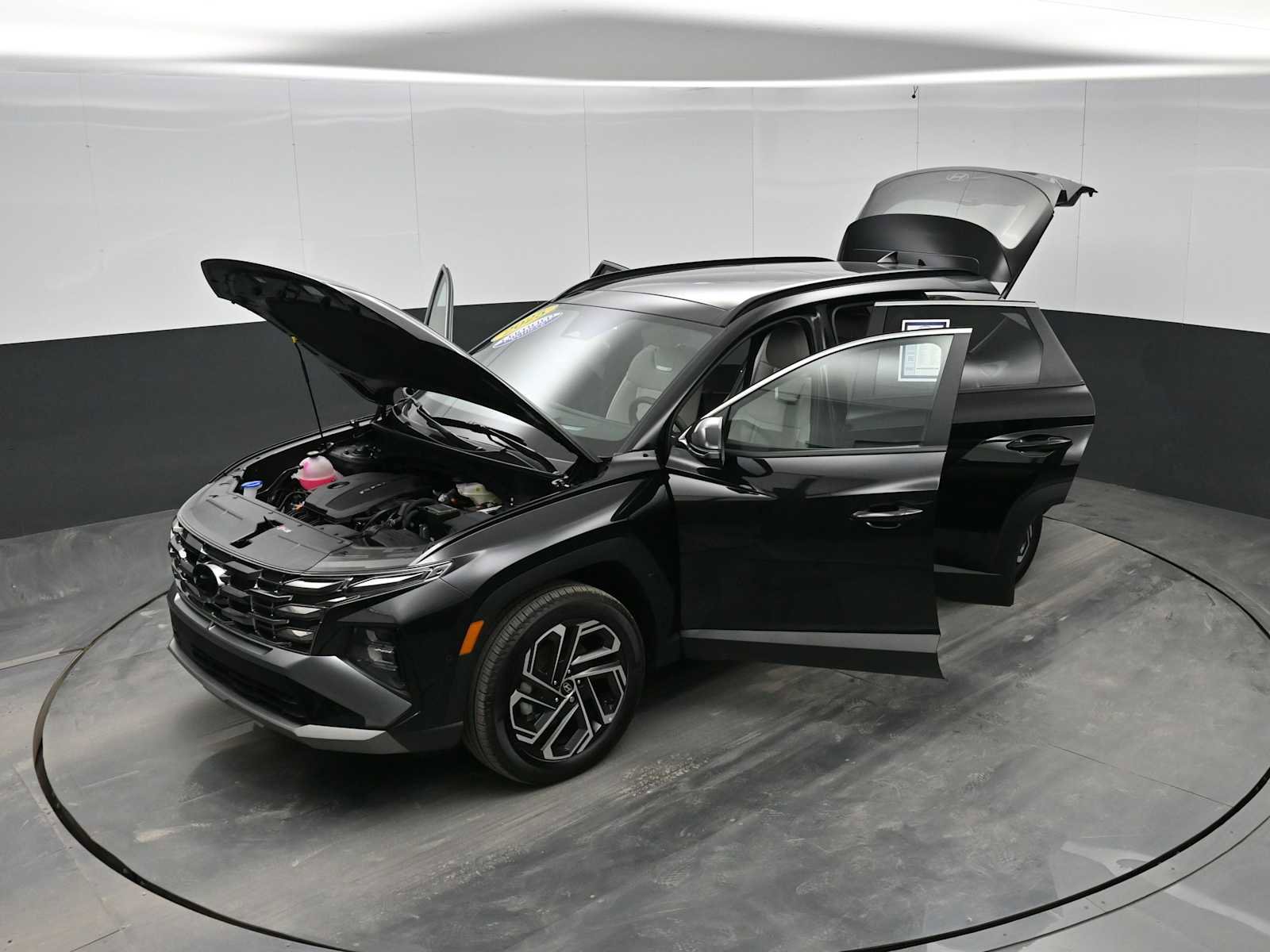 Certified 2025 Hyundai Tucson Limited image 42