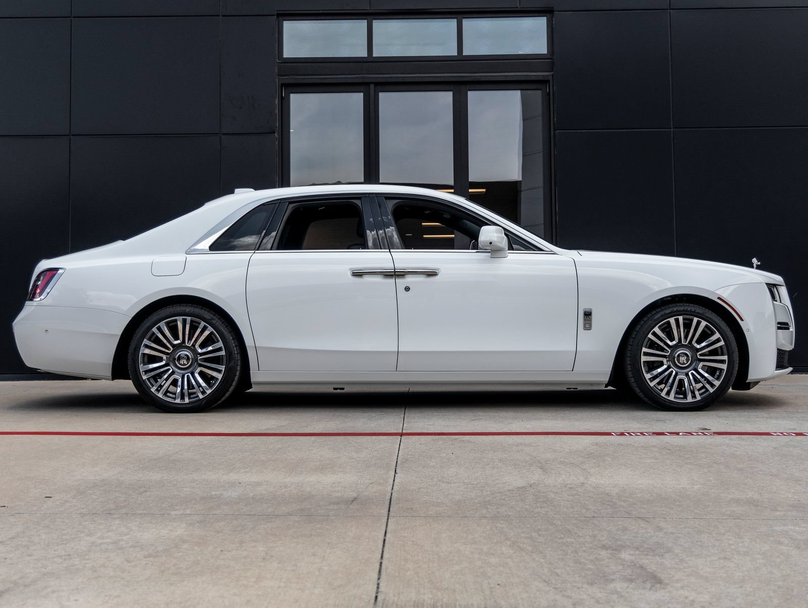 Certified 2024 Rolls-Royce Ghost AWD/4WD image 12