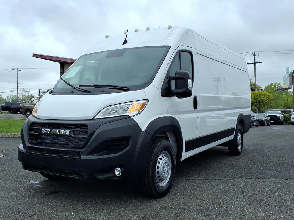 Used 2025 RAM ProMaster 3500 w/ Convenience Group FWD image 3