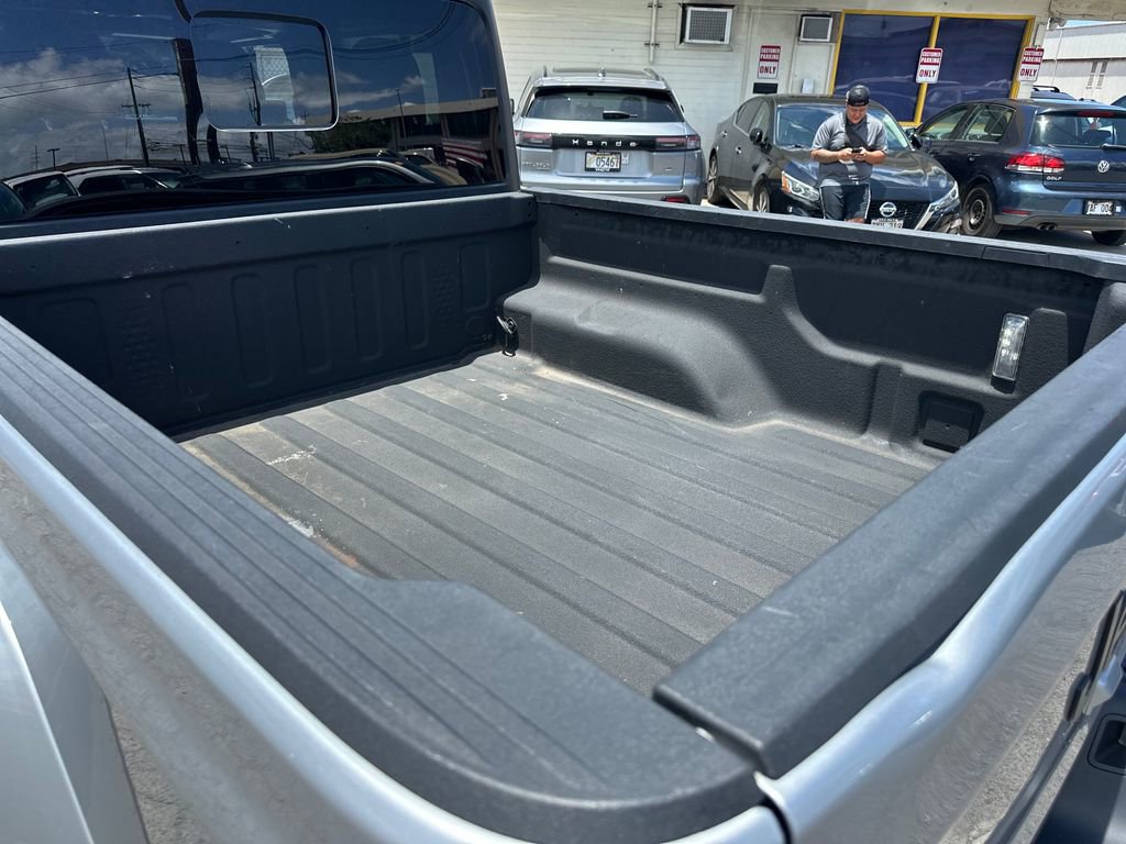 Used 2023 Jeep Gladiator Sport AWD/4WD image 21