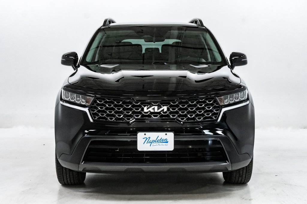 Certified 2022 Kia Sorento S w/ Panoramic Sunroof Package AWD/4WD image 6