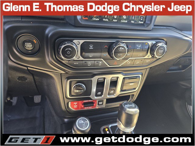 Used 2018 Jeep Wrangler Rubicon AWD/4WD image 17