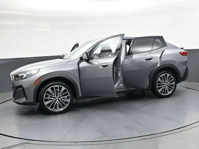 New 2026 BMW X2 xDrive28i w/ Technology Package AWD/4WD image 43